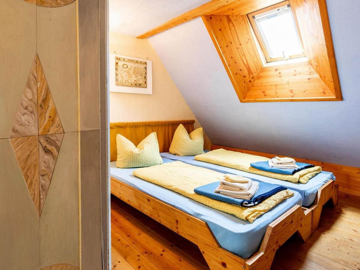Apartmán Wohnen Im Denkmal Gumperda Exteriér fotografie